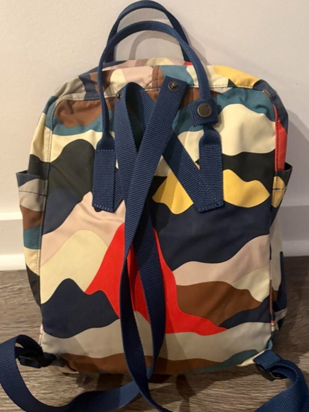 Authenthic Fjällräven Kanken multi-colored camouflage Art Special dark straps - Picture 3 of 4